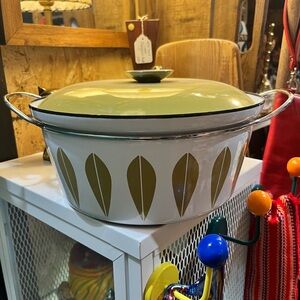 Vintage Cathrinholm Enamel Cookware with Lid - Lotus Model Olive Green and White